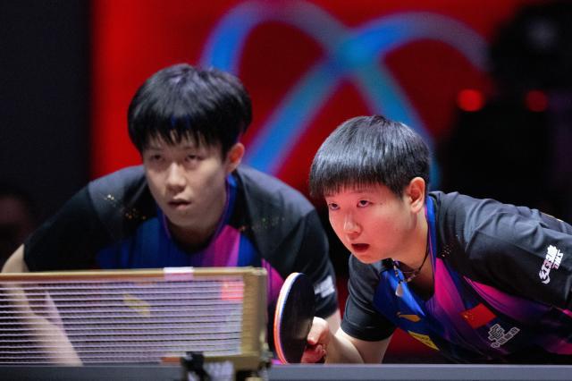 （体育）（4）乒乓球——世乒赛：王楚钦_孙颖莎晋级混双16强XxjpseC007442_20250519_PEPFN0A001.jpg